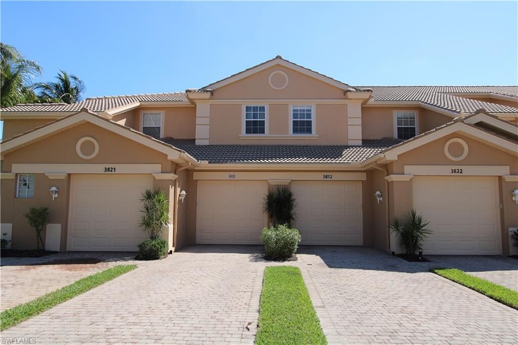 Property Photo:  13821 Lake Mahogany Boulevard 3811  FL 33907 