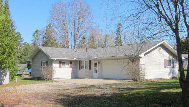 Property Photo:  1076 E Mullett Lake Road  MI 49749 