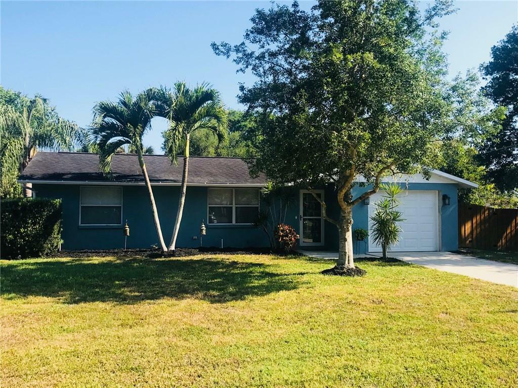 Property Photo:  304 Hills Road  FL 34275 