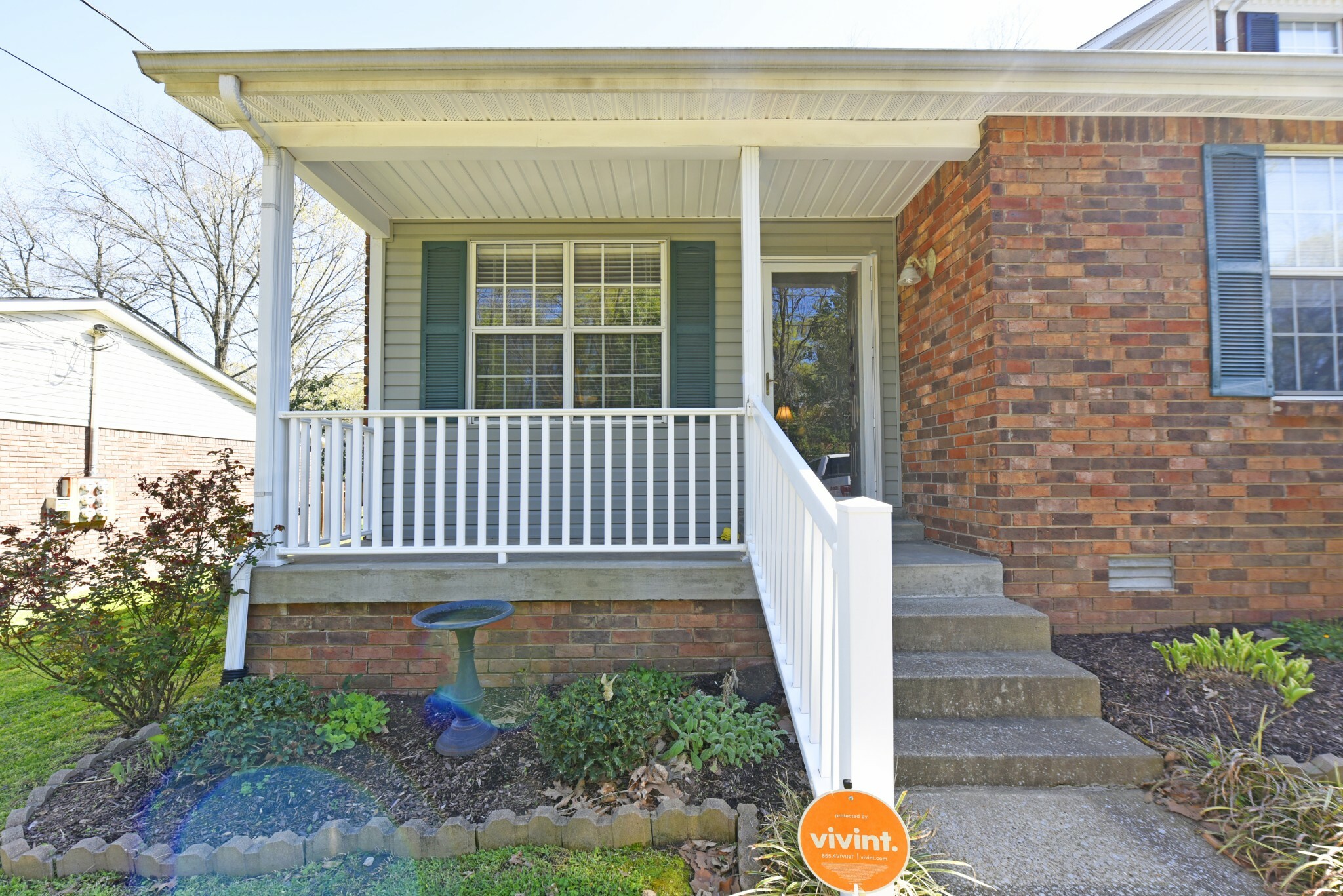 Property Photo:  206 Oak Grove Dr  TN 37217 