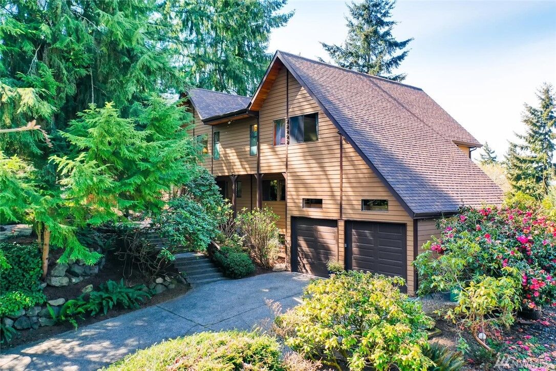 Property Photo:  30903  50th Avenue SW  WA 98023 