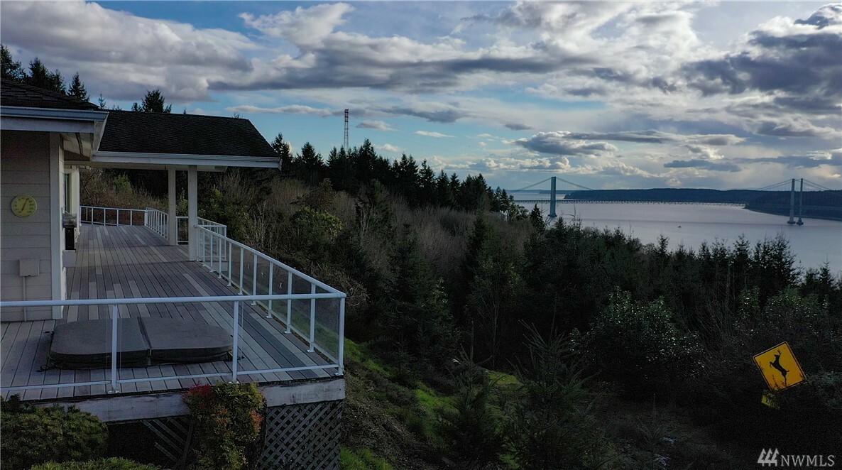 Property Photo:  6516 N 40th St  WA 98407 