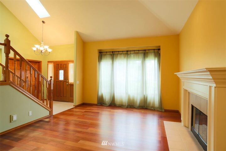Property Photo: 16810 72nd Avenue NE WA 98028