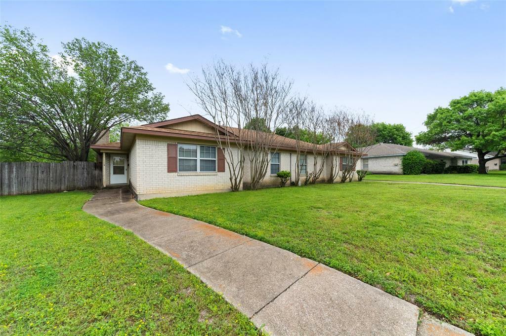 Property Photo:  4324 Segura Court N  TX 76132 