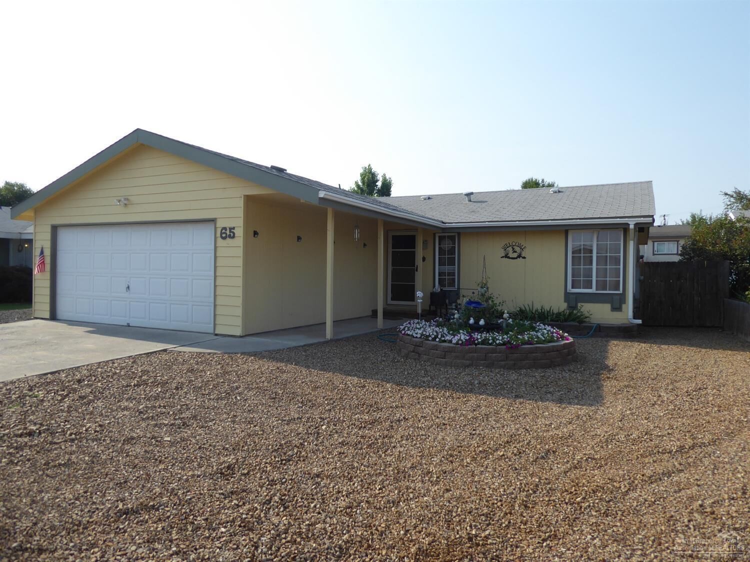 Property Photo:  65 SE Tracie Street  OR 97741 