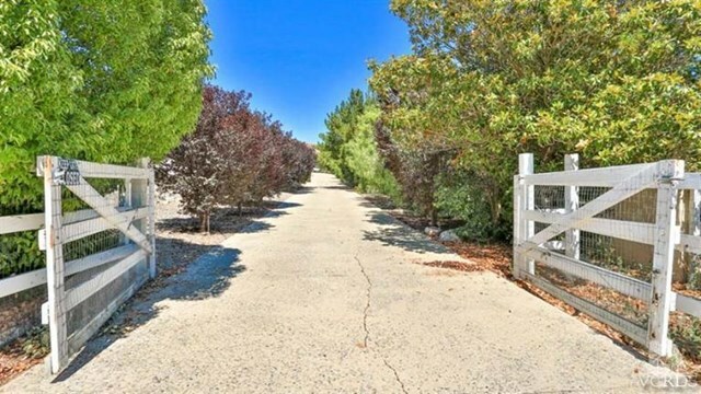 Property Photo:  6350 Chesebro Road  CA 91301 