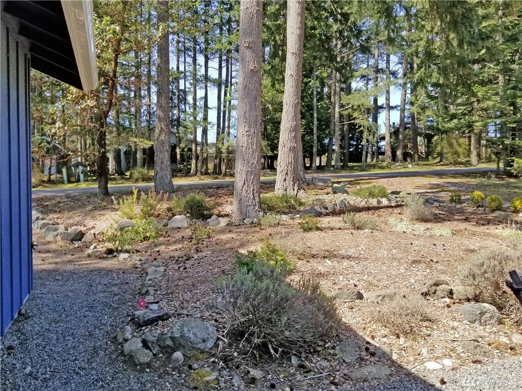 Property Photo:  79 Golf Estates Rd  WA 98245 