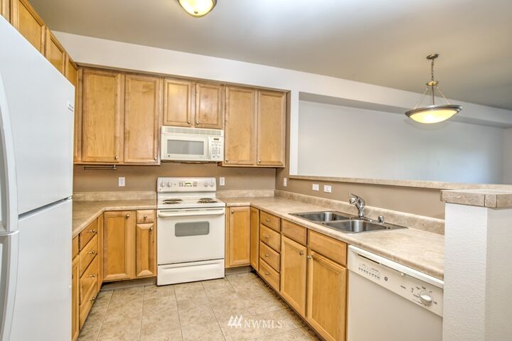 Property Photo:  512  Darby Drive 209  WA 98226 