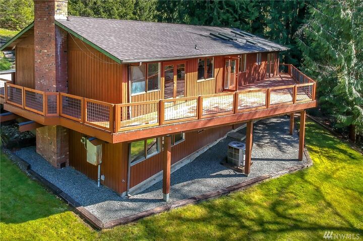 Property Photo:  6701  277th Way SE  WA 98027 