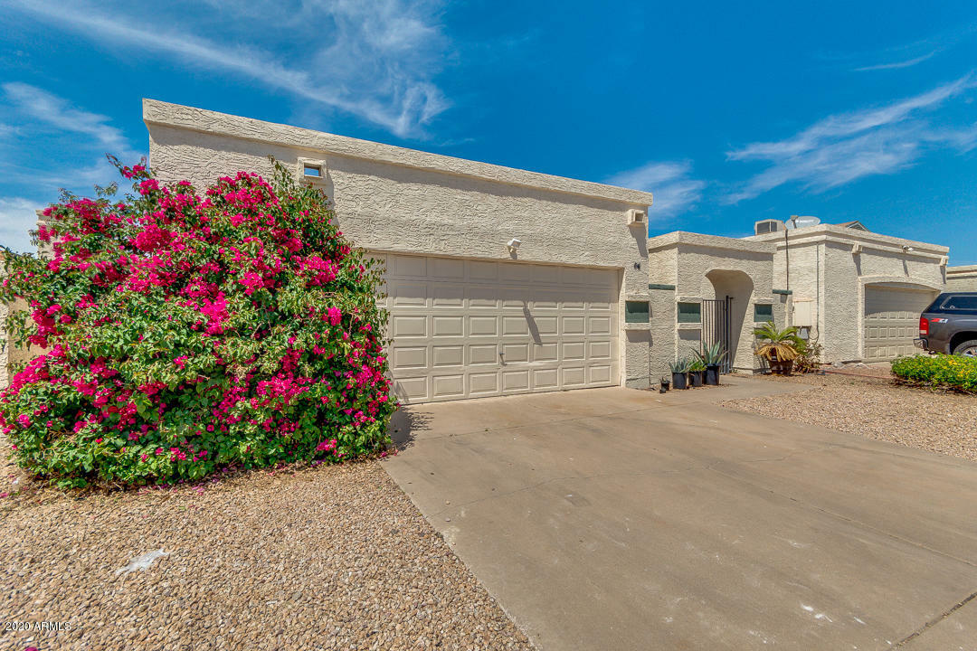 Property Photo:  619 E Jensen Street 56  AZ 85203 