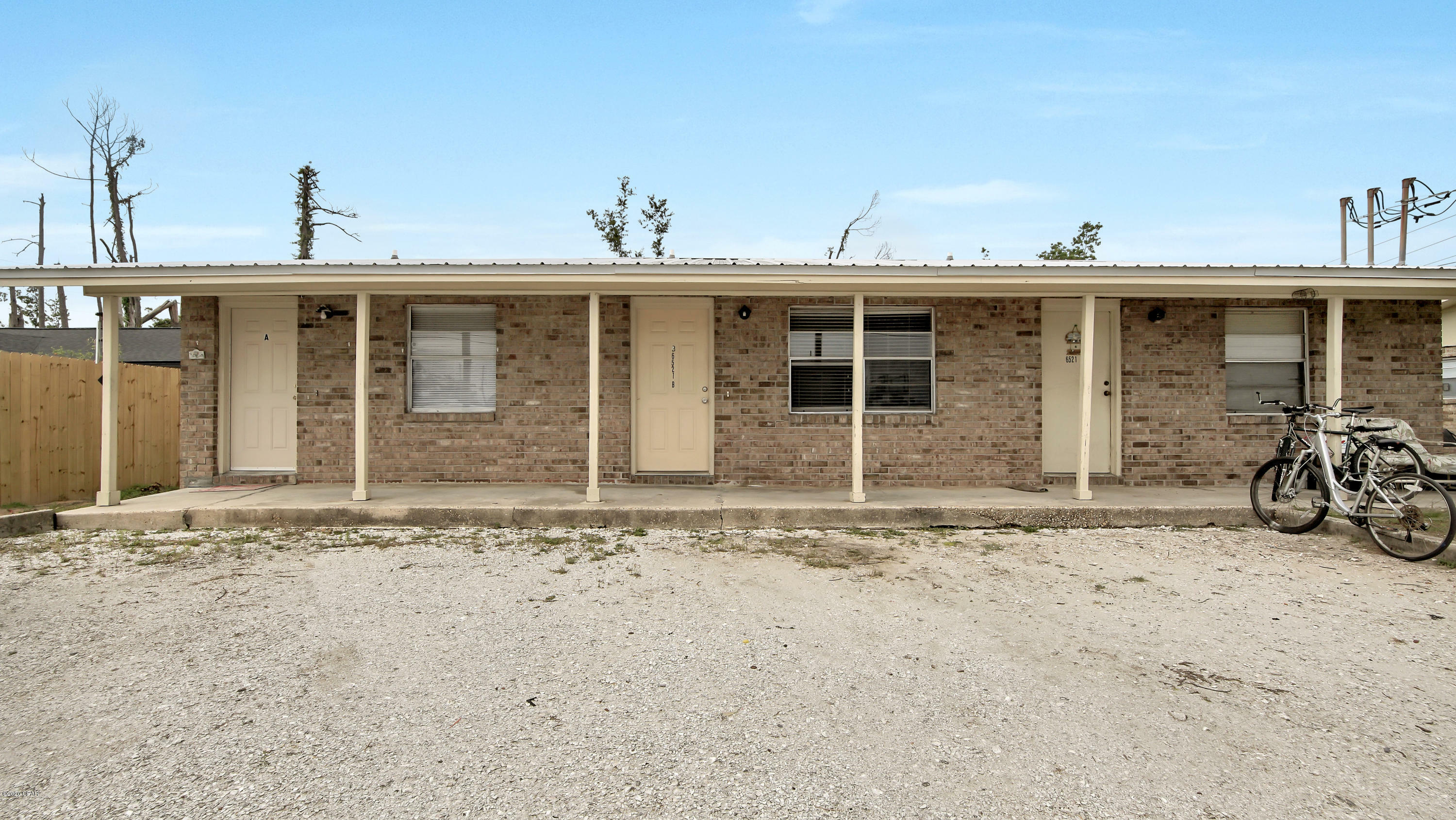 Property Photo:  6529 Chipewa Street D,E,F  FL 32404 