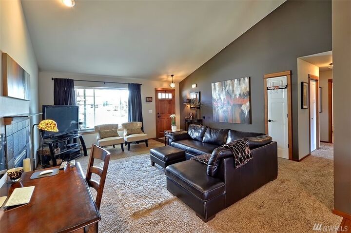 Property Photo: 1361 Pearl Loop WA 98264