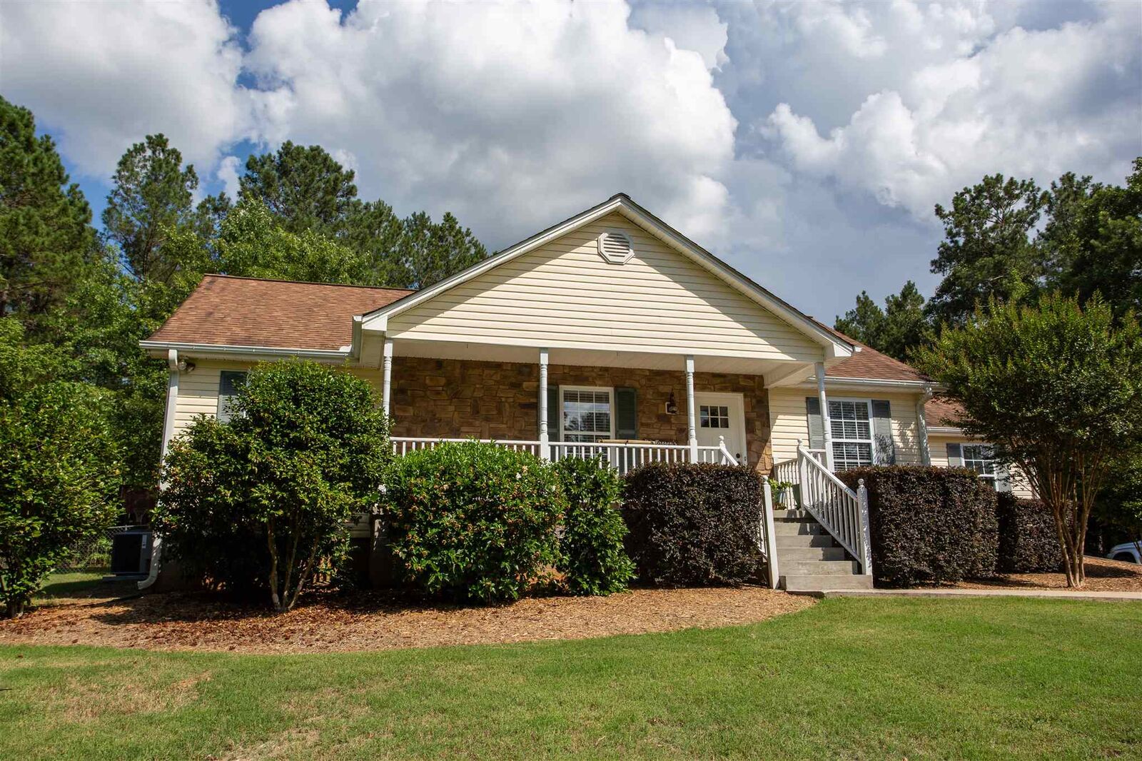Property Photo: 1621 Parks Mill Drive GA 30642