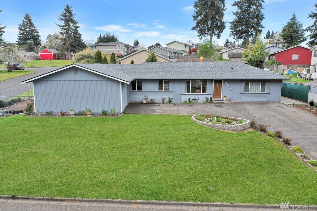 Property Photo: 6508 Homestead Avenue WA 98404
