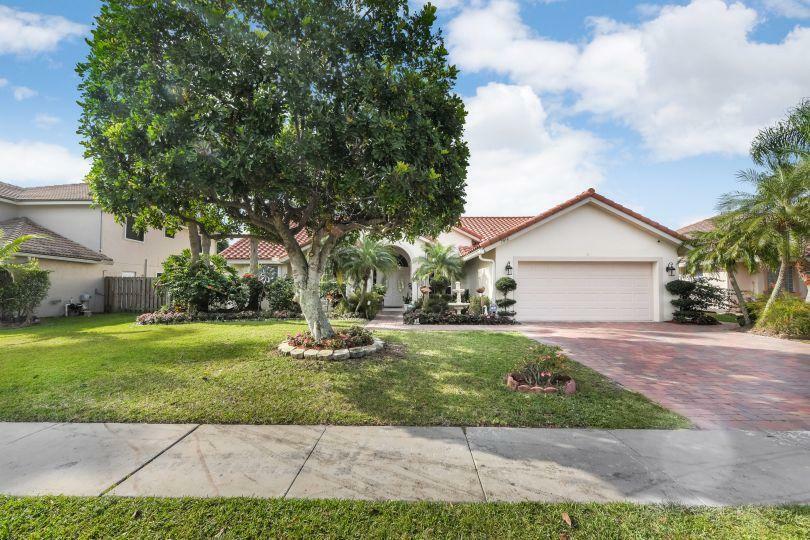 Property Photo: 7816 Penwood Court FL 33467