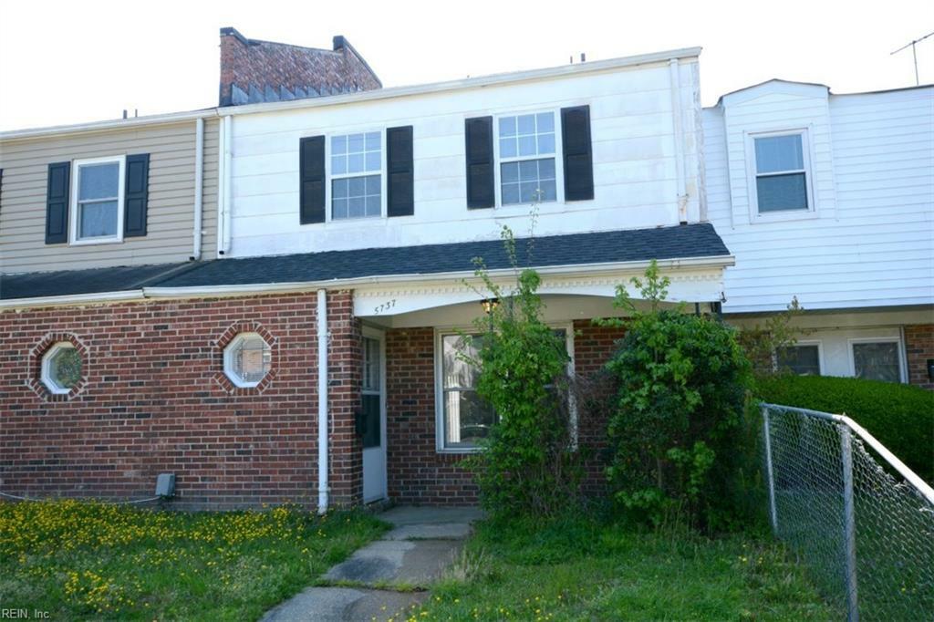 Property Photo:  5737 W Hastings Arch  VA 23462 