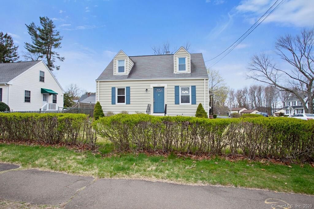 Property Photo:  102 Shawmut Avenue  CT 06473 