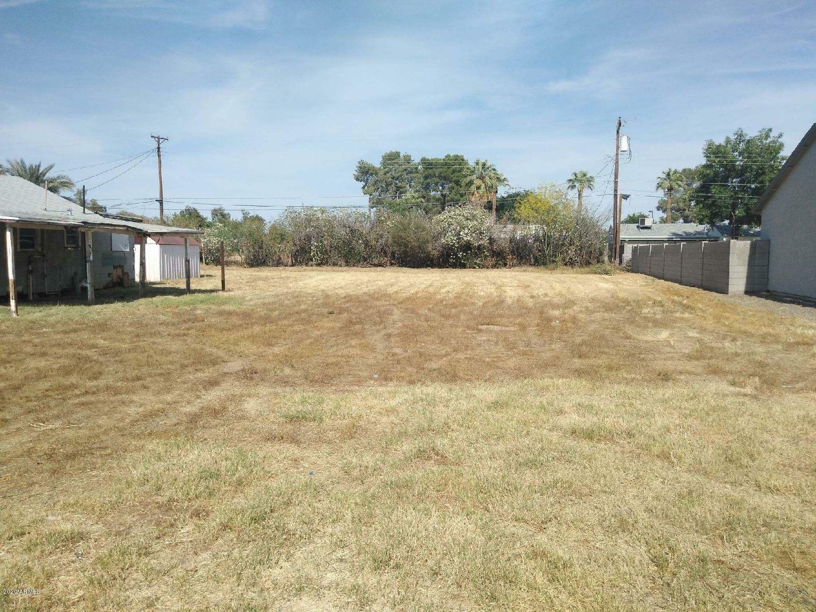 Property Photo:  2627 N 30th Place  AZ 85008 