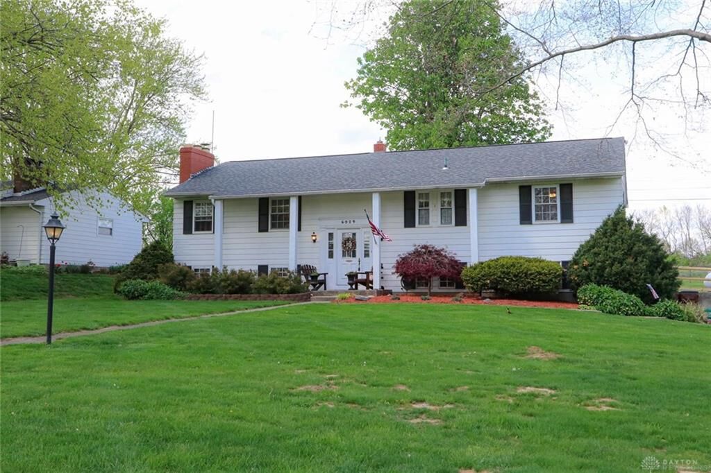 Property Photo: 6029 Niederlander Lane OH 45044