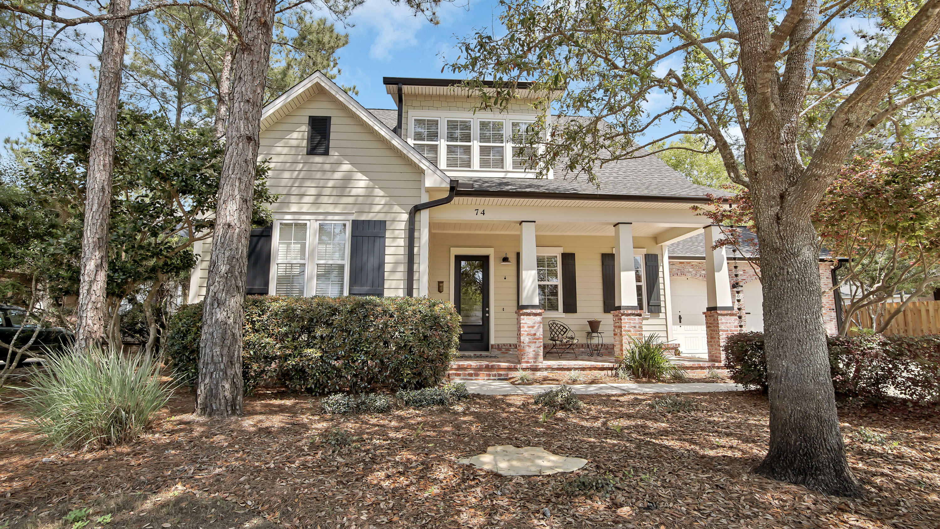 Property Photo:  74 Whitman Way  FL 32439 