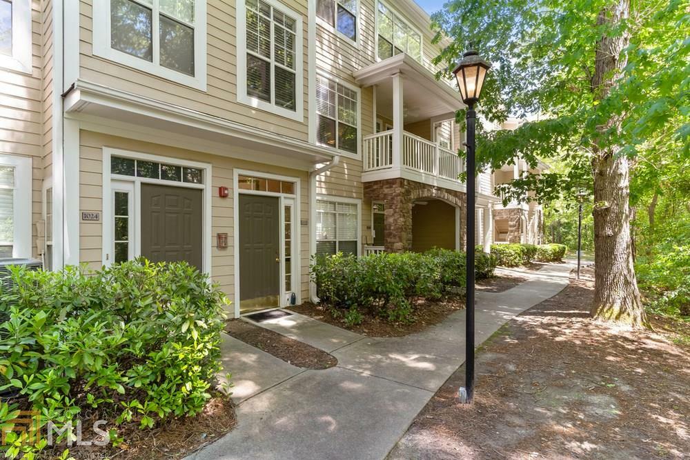 Property Photo:  1025 Whitshire Way  GA 30004 