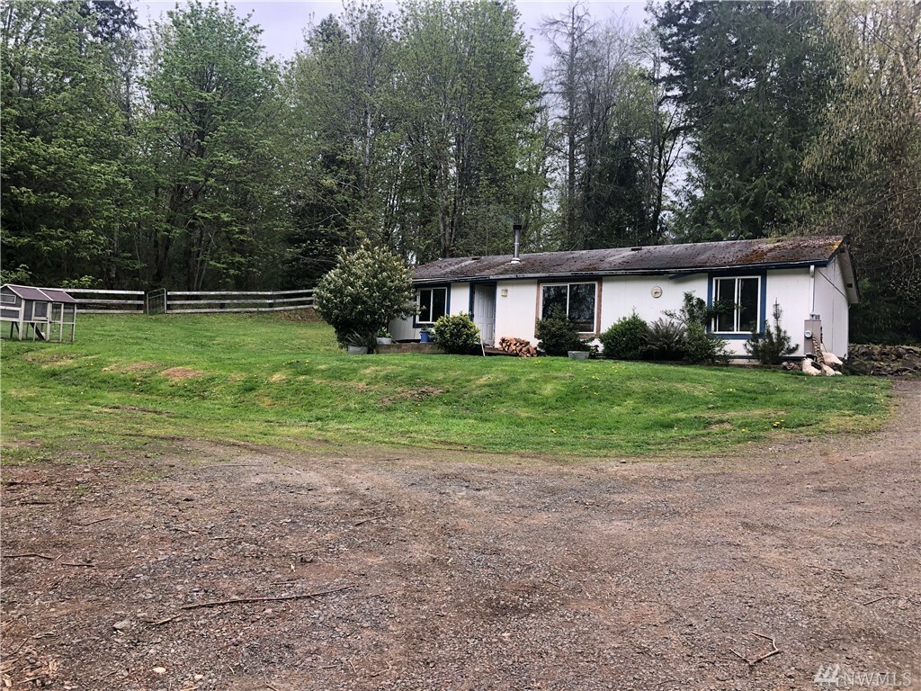 Property Photo: 2500 SE Kamilche Point Rd WA 98584
