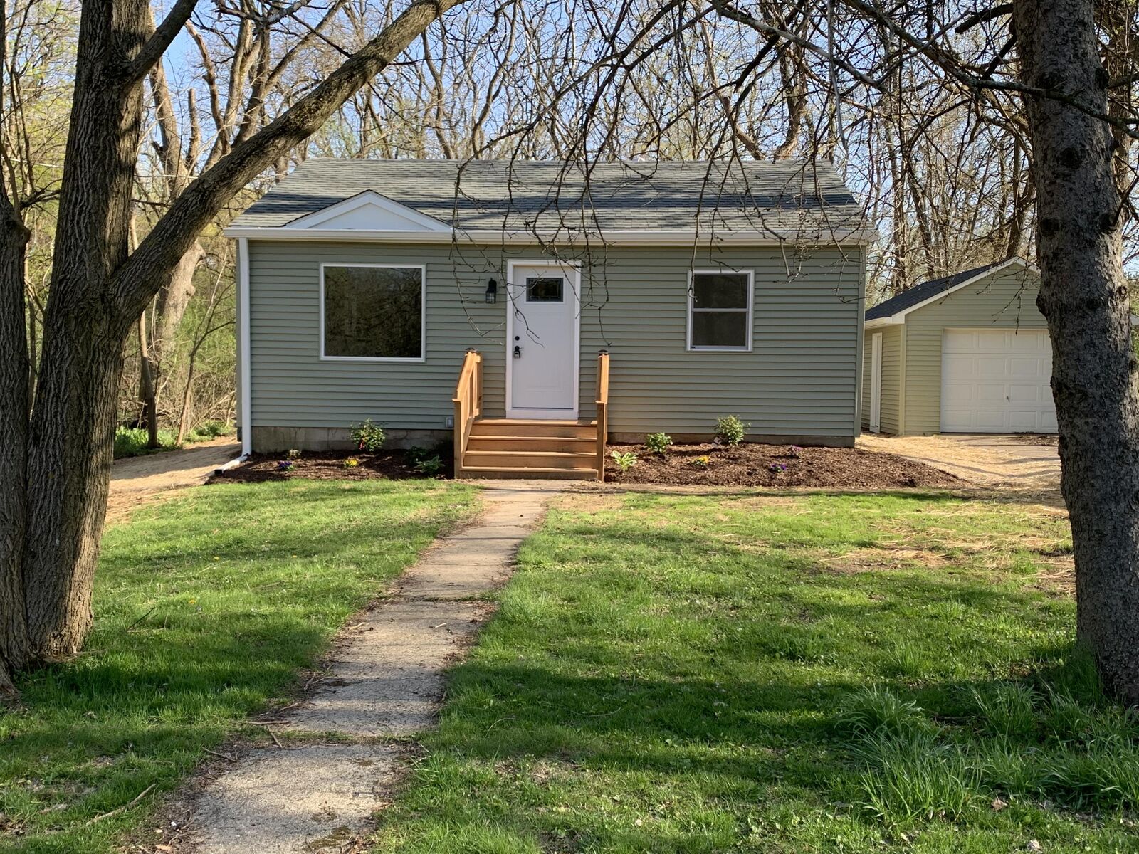 Property Photo:  397 Observatory Pl  WI 53191 