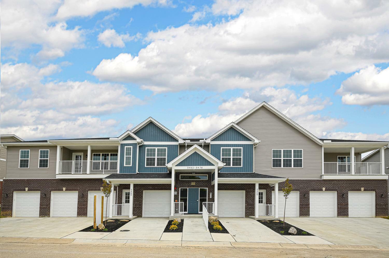 Property Photo: 3470 Chestnut Park Ln 102 OH 45002