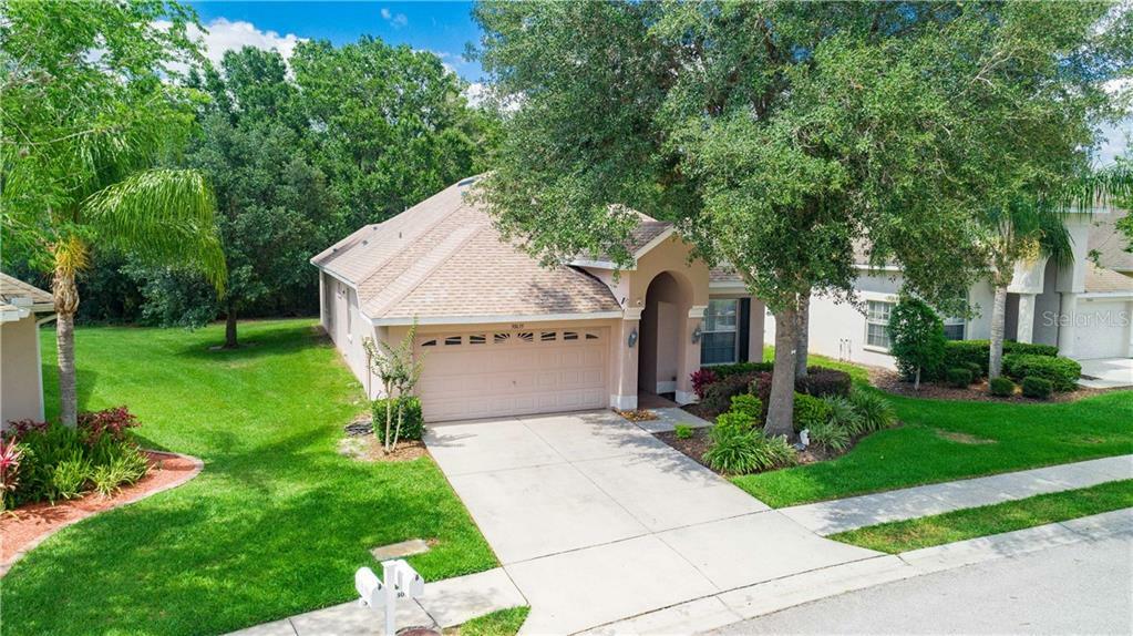 Property Photo: 30635 Pumpkin Ridge Drive FL 33543