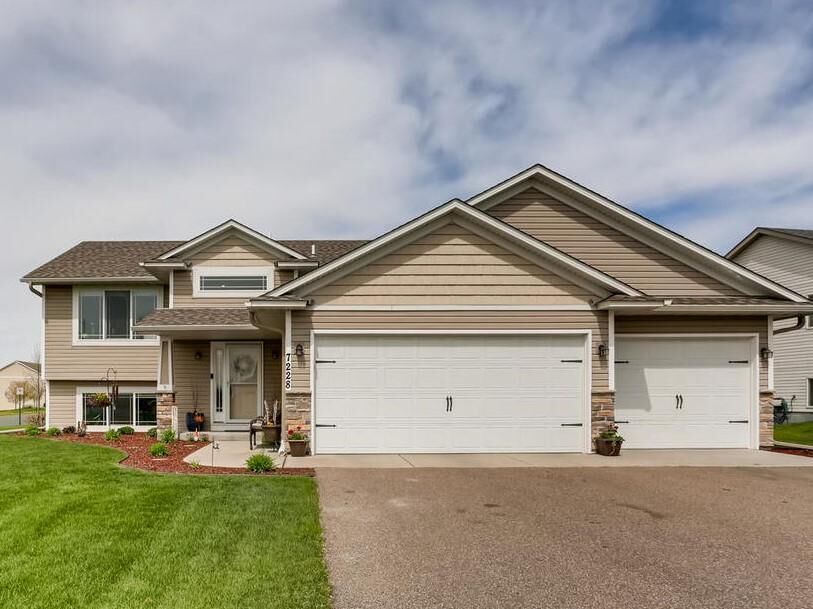 Property Photo: 7228 Kittredge Circle MN 55301