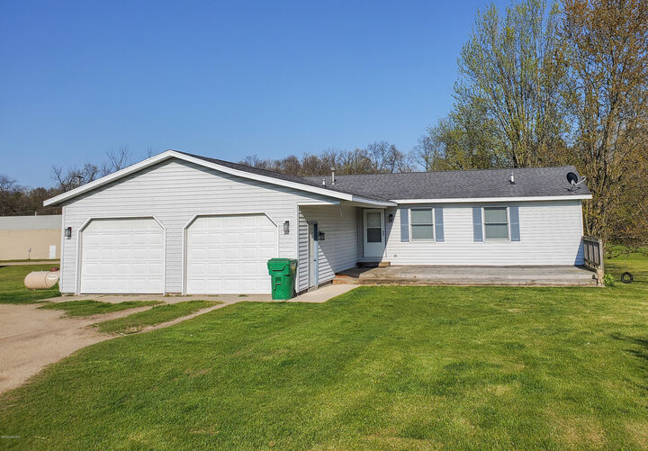 70465 M-103 Highway  White Pigeon MI 49099 photo