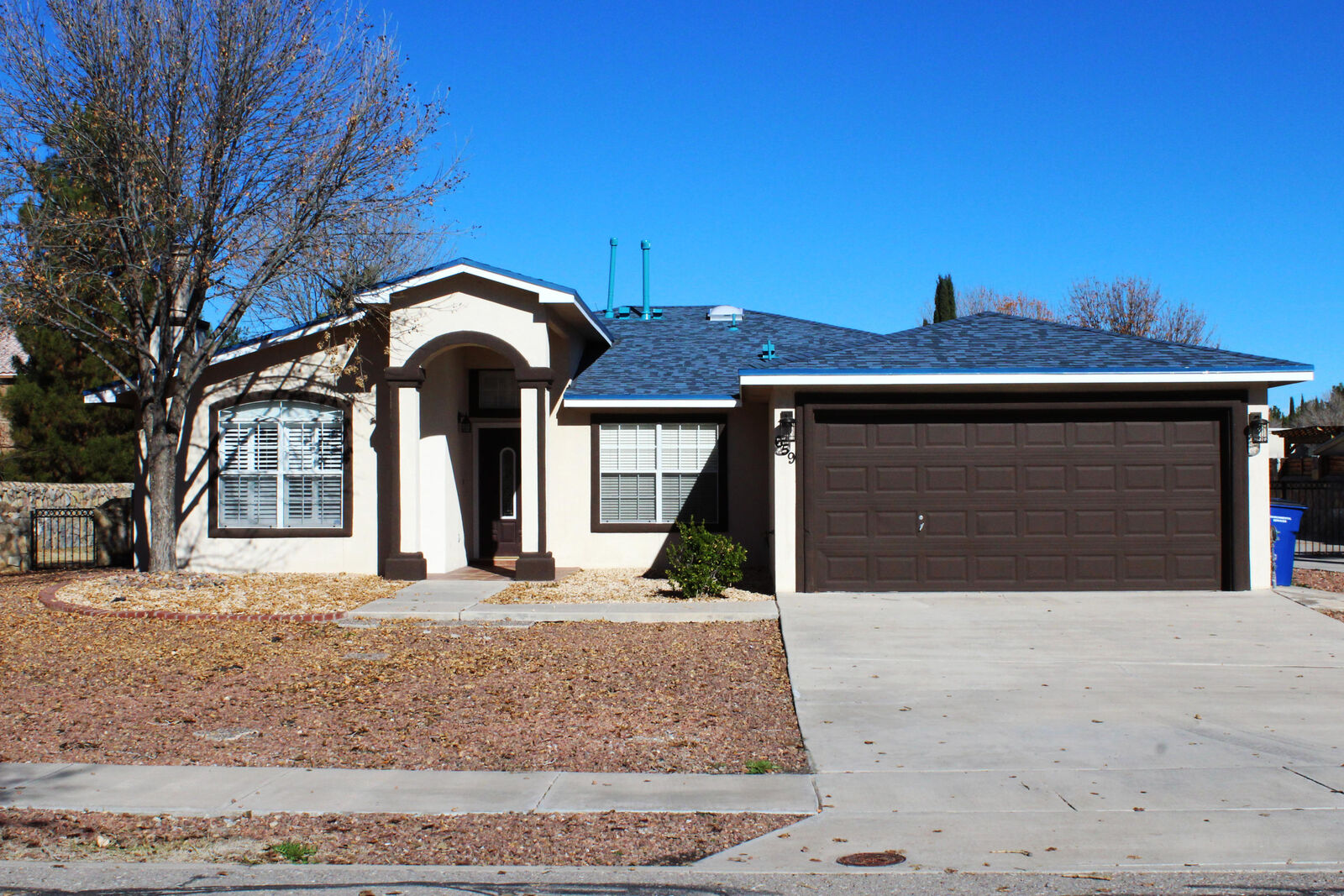 Property Photo: 659 Katherine Court TX 79932