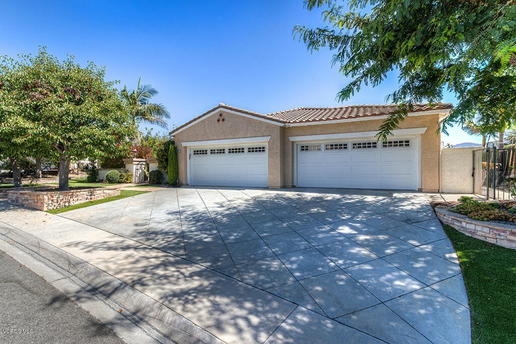 Property Photo:  1008 Paseo Santa Monica  CA 91320 