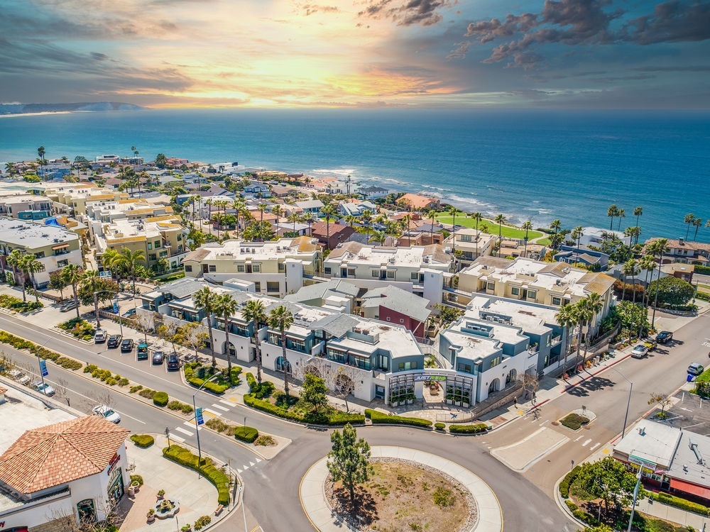 Property Photo: 5484 La Jolla Blvd L 104 CA 92037