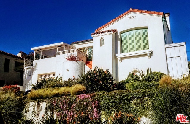 Property Photo:  7030 Vista Del Mar Ln  CA 90293 