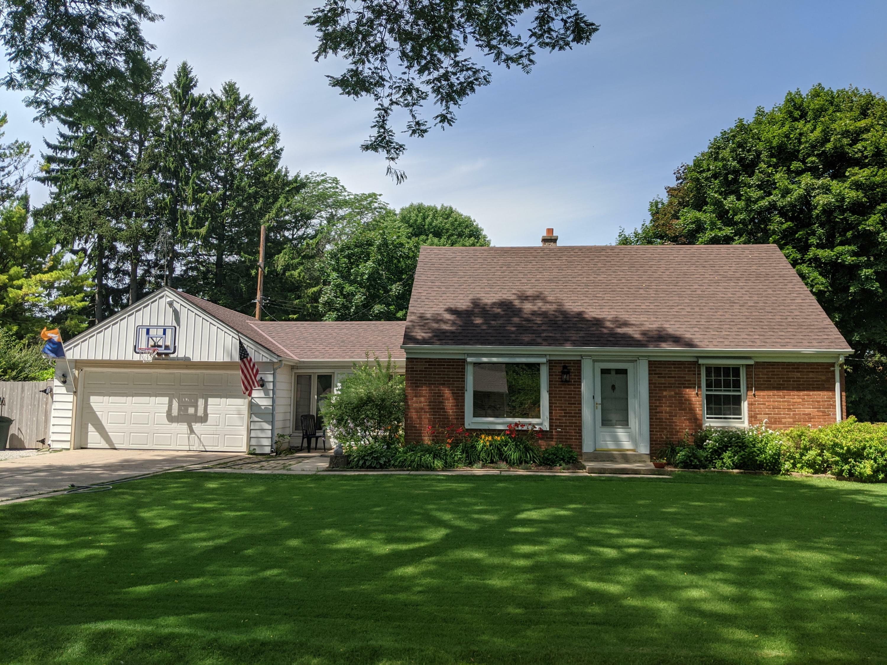 Property Photo:  7607 N Fairchild Rd  WI 53217 