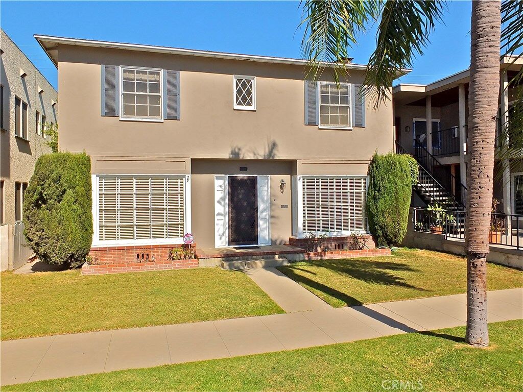 Property Photo: 335 Bay Shore Avenue CA 90803