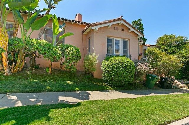 Property Photo:  1901 Benecia  CA 90025 