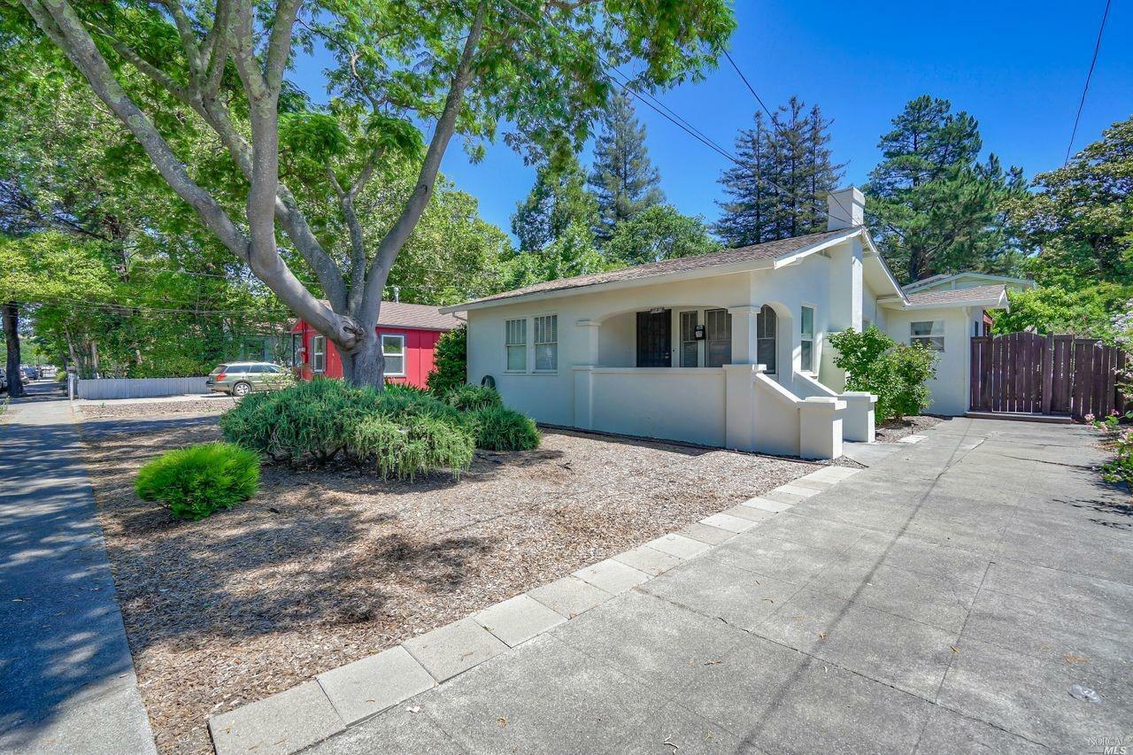 Property Photo: 1540 Humboldt Street CA 95404