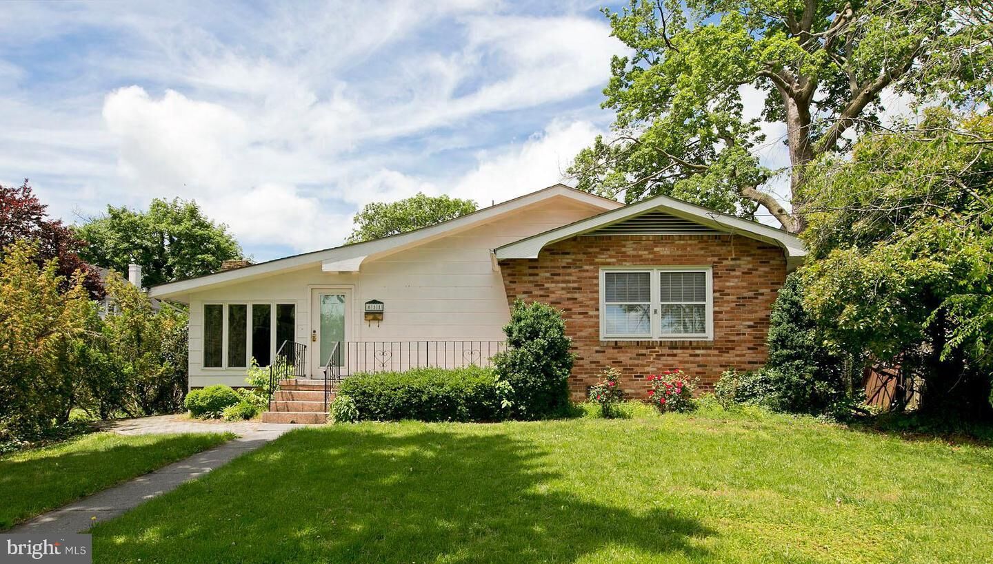 Property Photo:  611 S Washington Street  VA 22601 