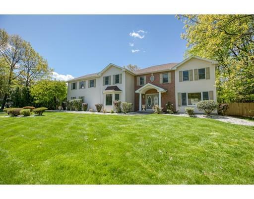 Property Photo: 10 Knox Cir MA 01085