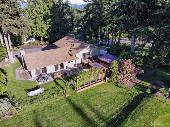 16477  Country Club Drive  Burlington WA 98233 photo