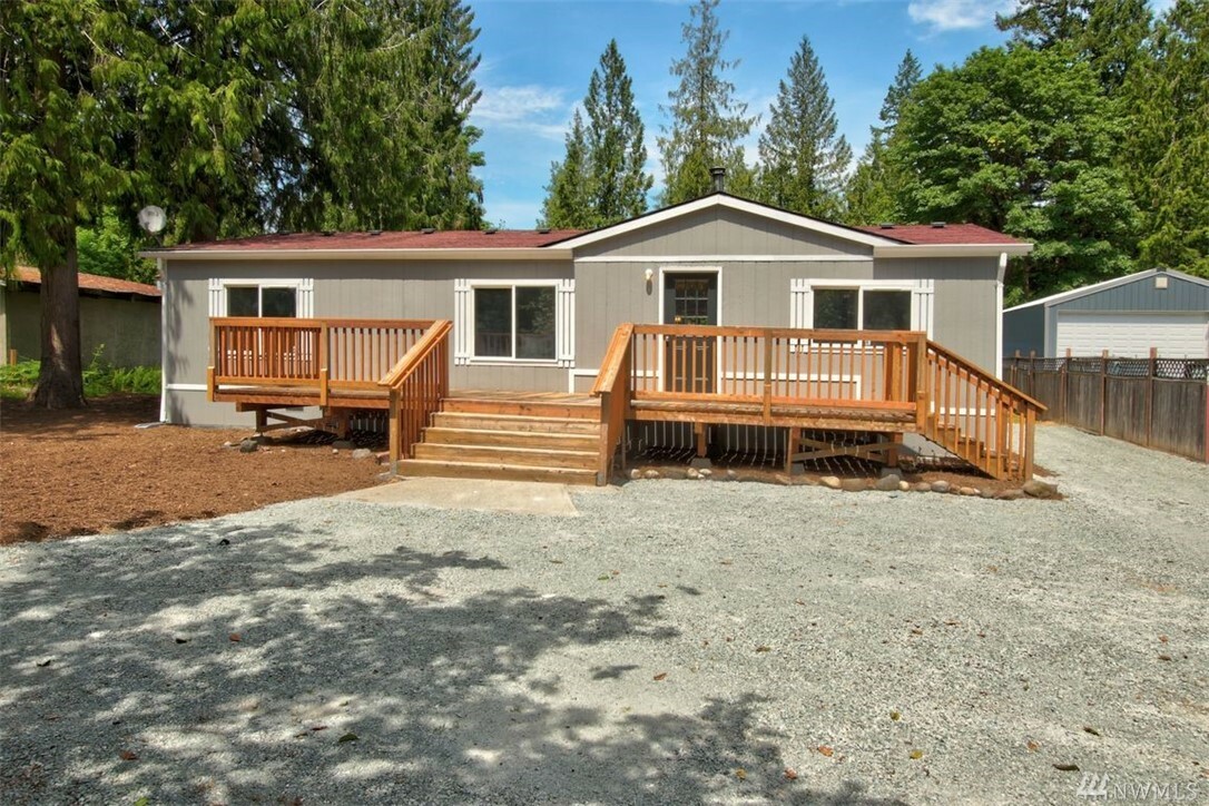 Property Photo:  46446 Baker Loop Rd  WA 98237 