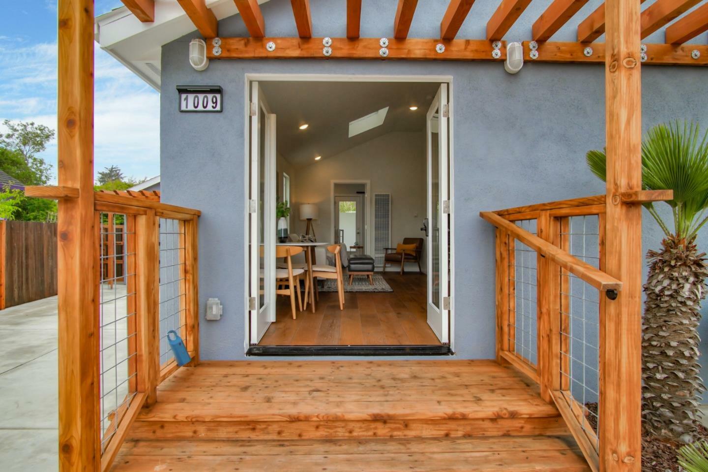 Property Photo:  1009 El Dorado Avenue  CA 95062 
