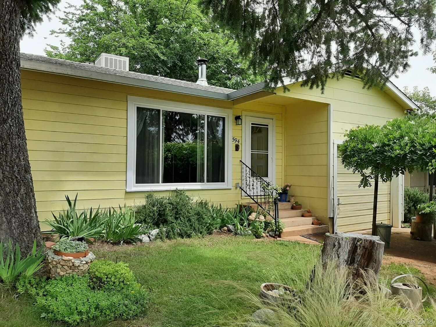 Property Photo:  594 Williams Street  CA 95247 