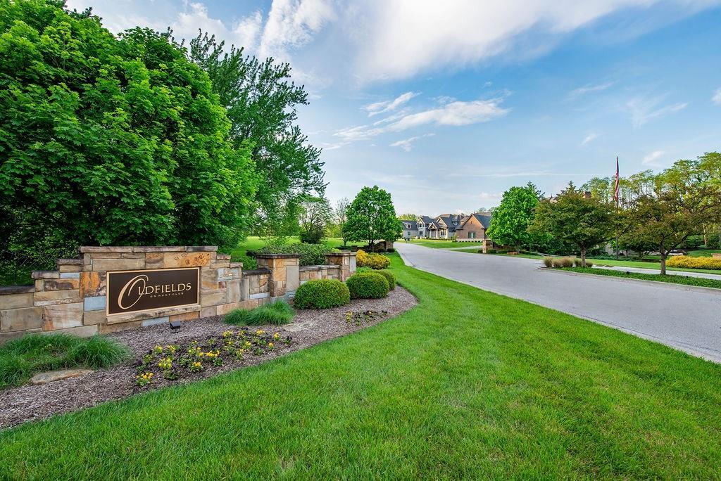 Property Photo:  6860 Oldfields Lane  IN 46077 