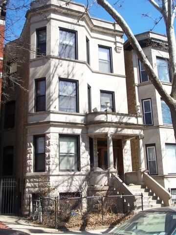 Property Photo: 864 West Newport Avenue 2 IL 60657