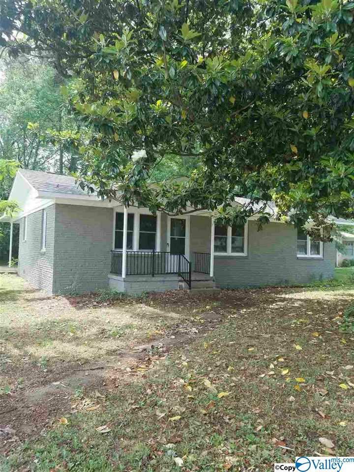 3212 Pulaski Pike  Huntsville AL 35810 photo