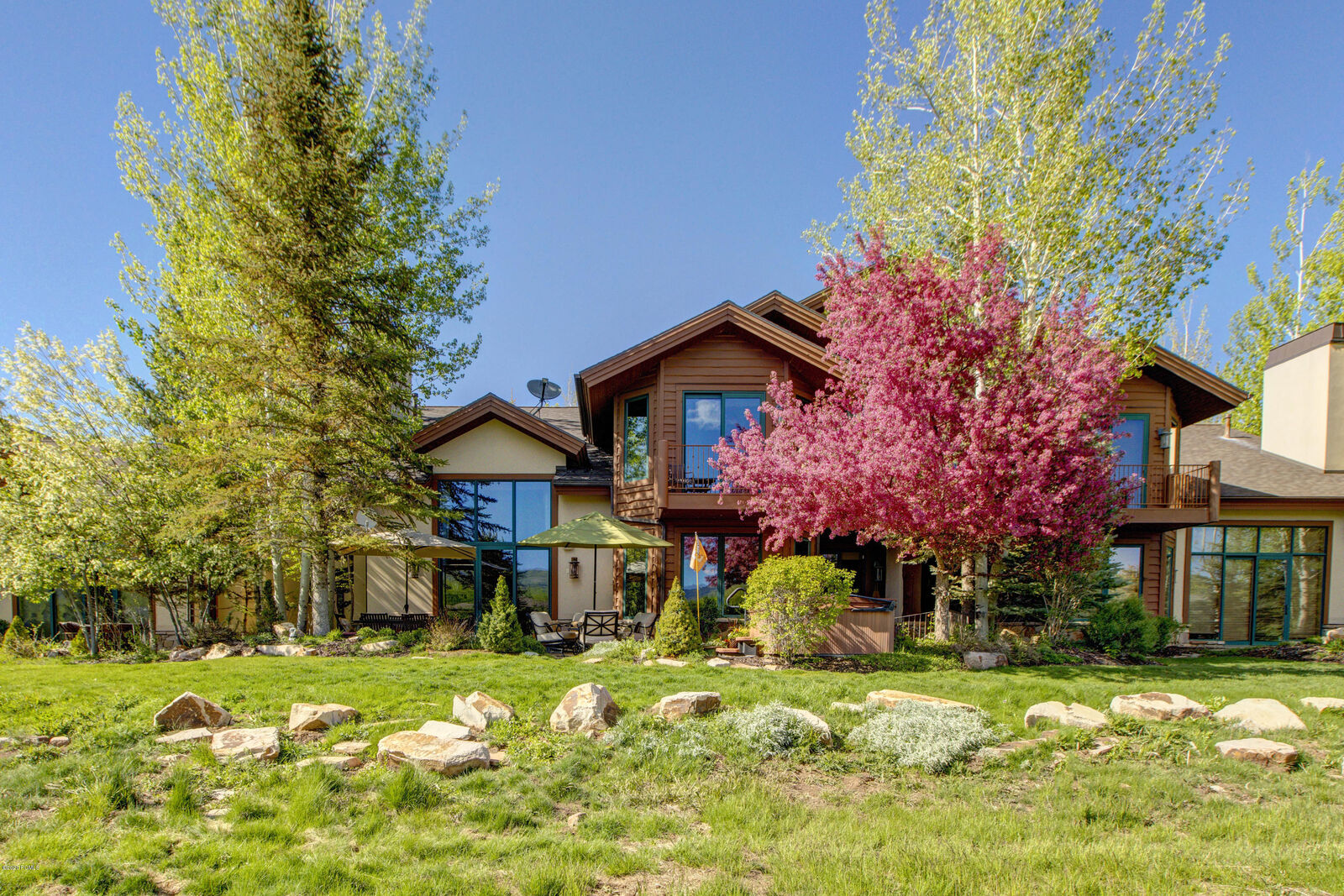 Property Photo:  2719 Gallivan Loop 12  UT 84060 