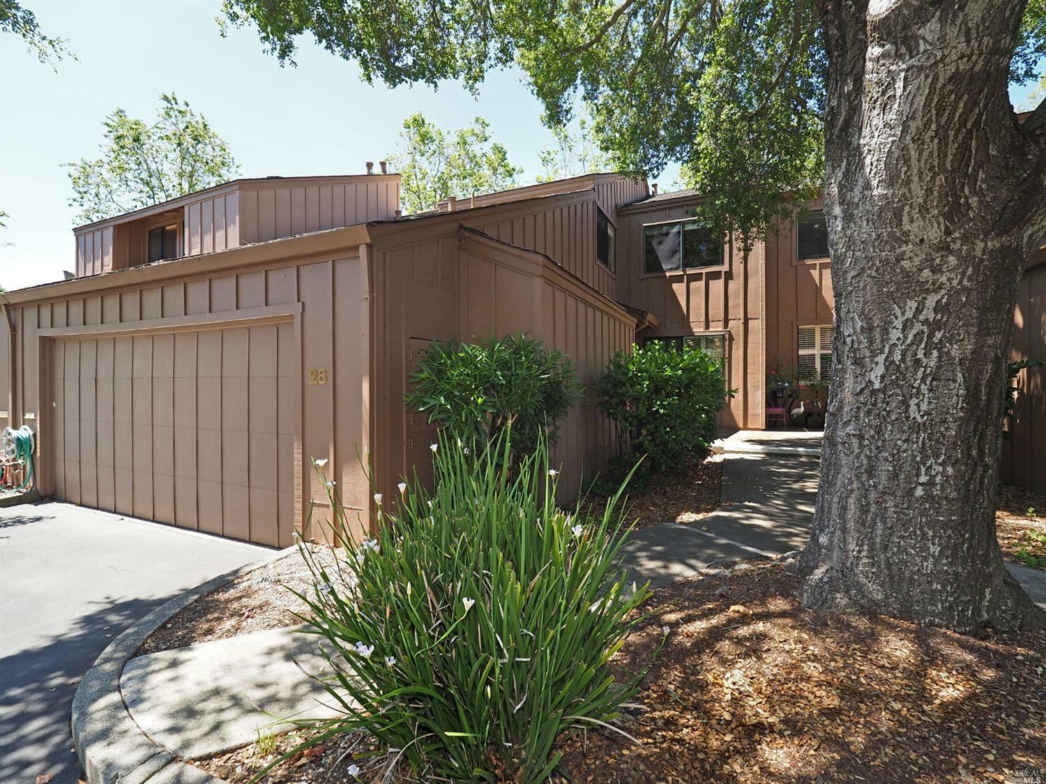 Property Photo:  28 Cinnamon Teal Lane  CA 94949 